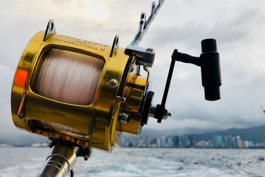 why fish are not biting - Use a thinner leader